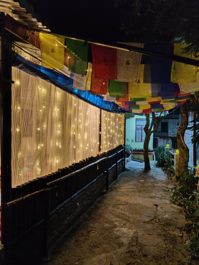 Moustache Mcleodganj Vandrehjem McLeod Ganj Eksteriør billede