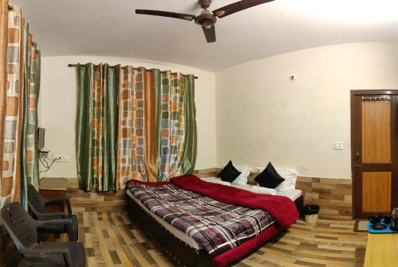 Moustache Mcleodganj Vandrehjem McLeod Ganj Eksteriør billede